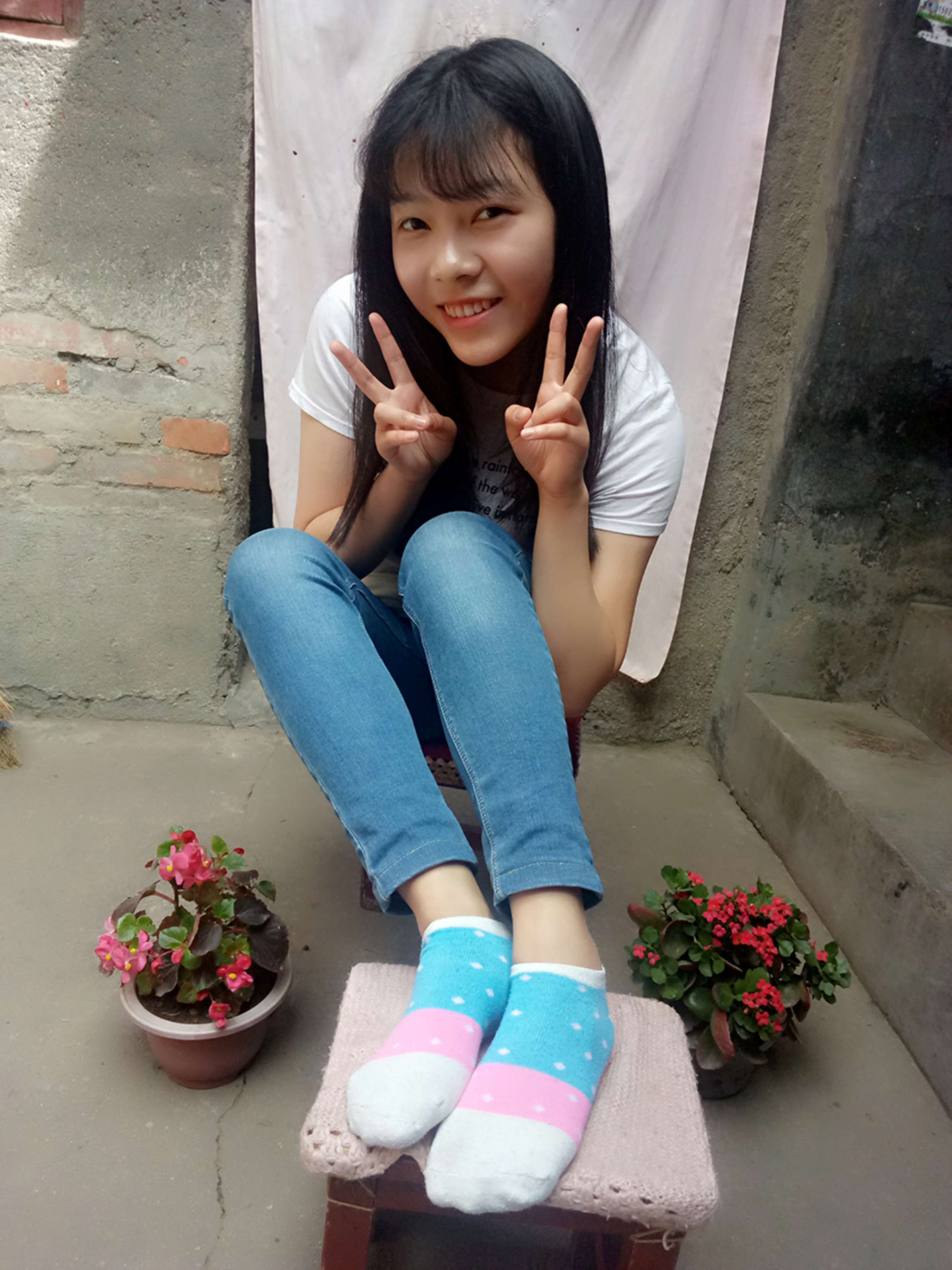 《坡坡棉袜の短丝足》作品图