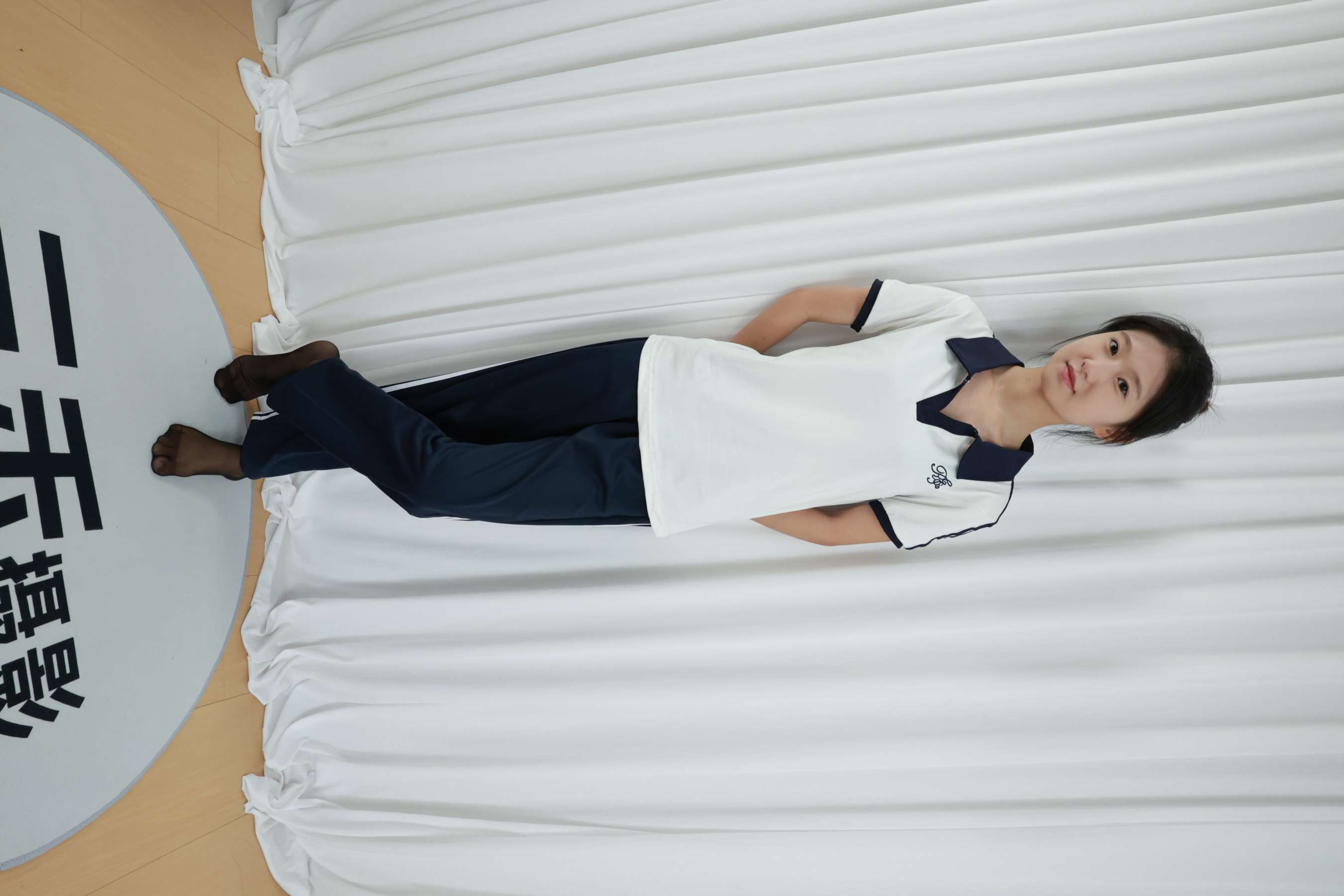 《小涵校服裤里丝》作品图