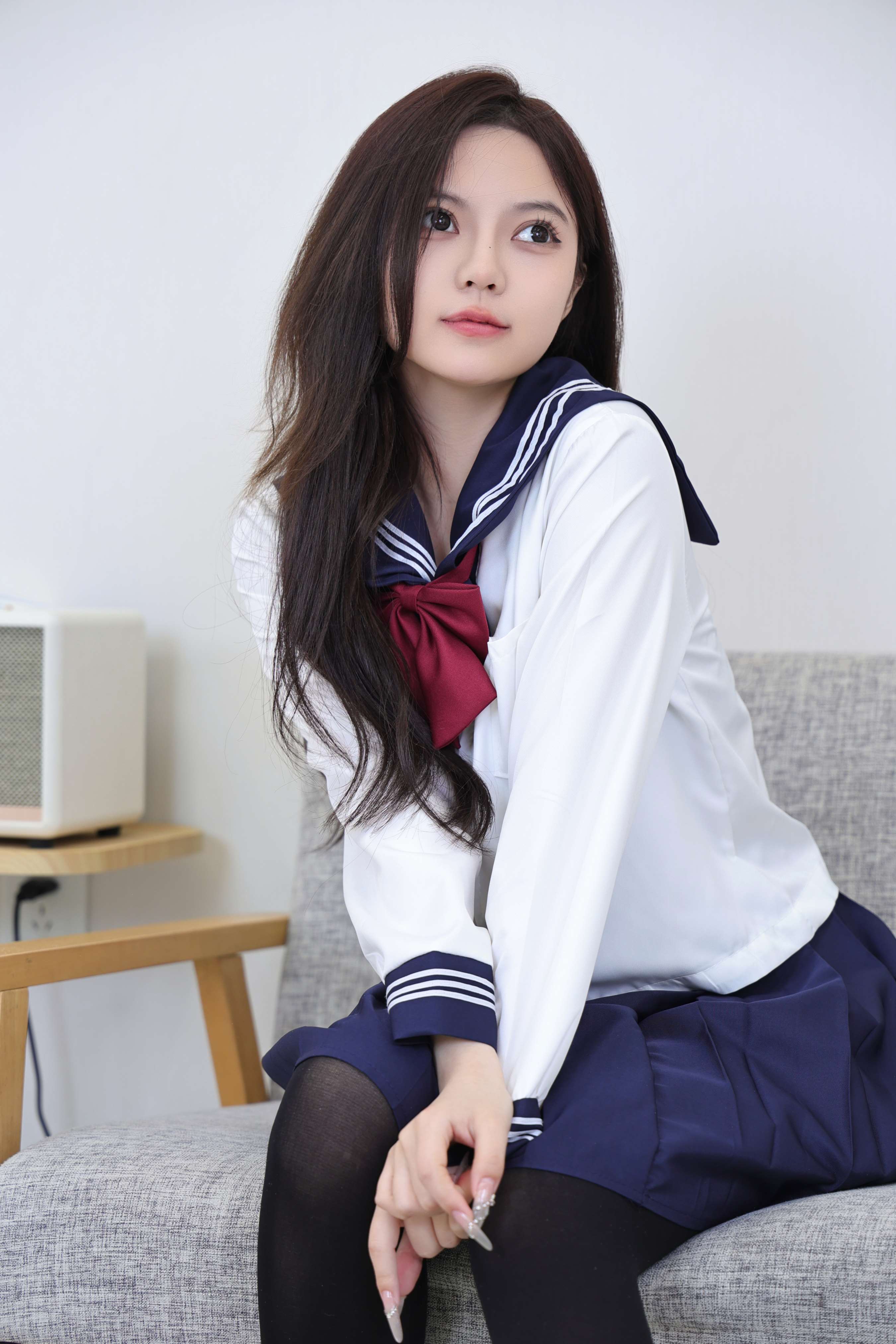 《小P 制服の黑丝足》作品图