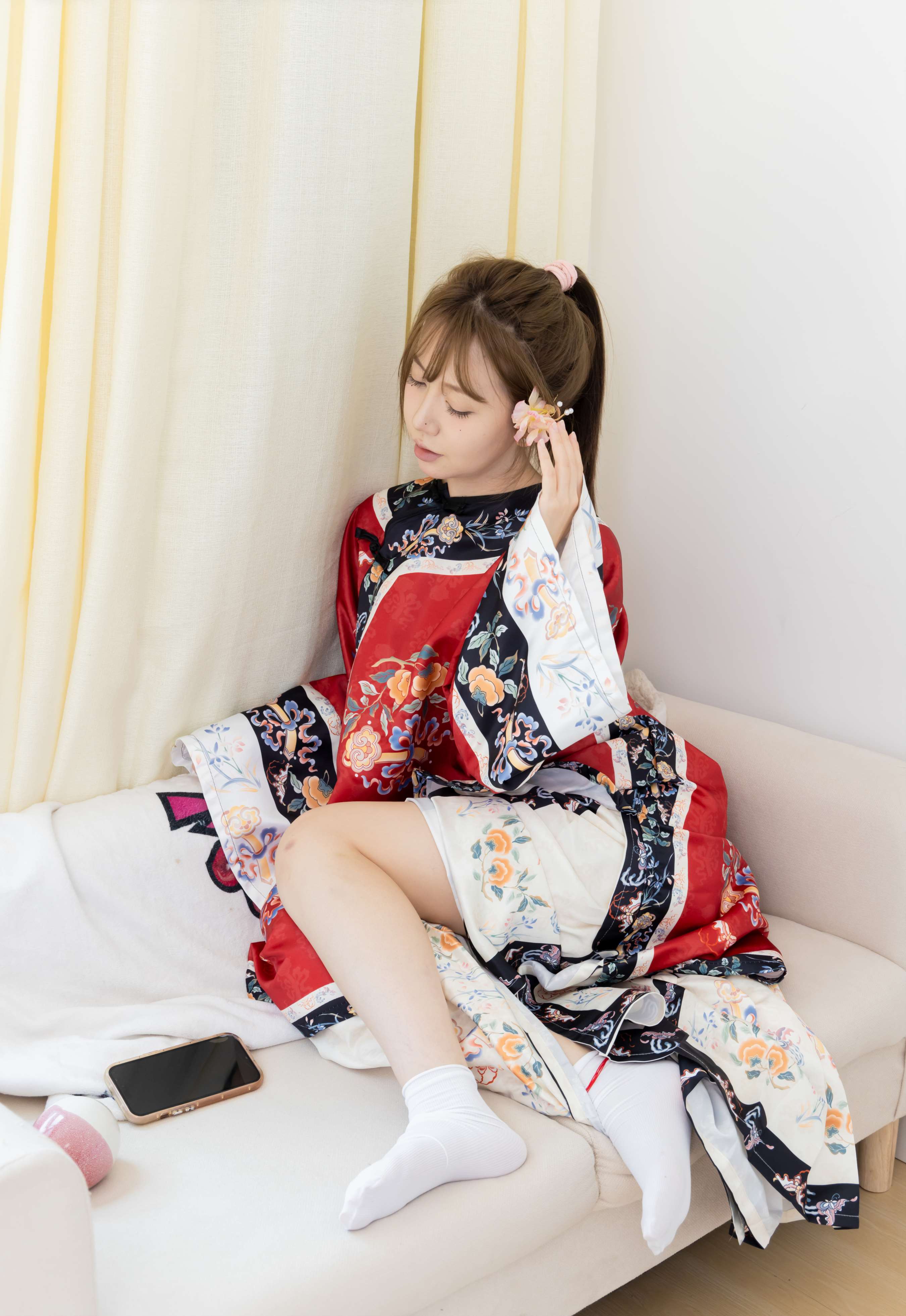 《小曦-汉服、布鞋、足袋、白棉袜》作品图