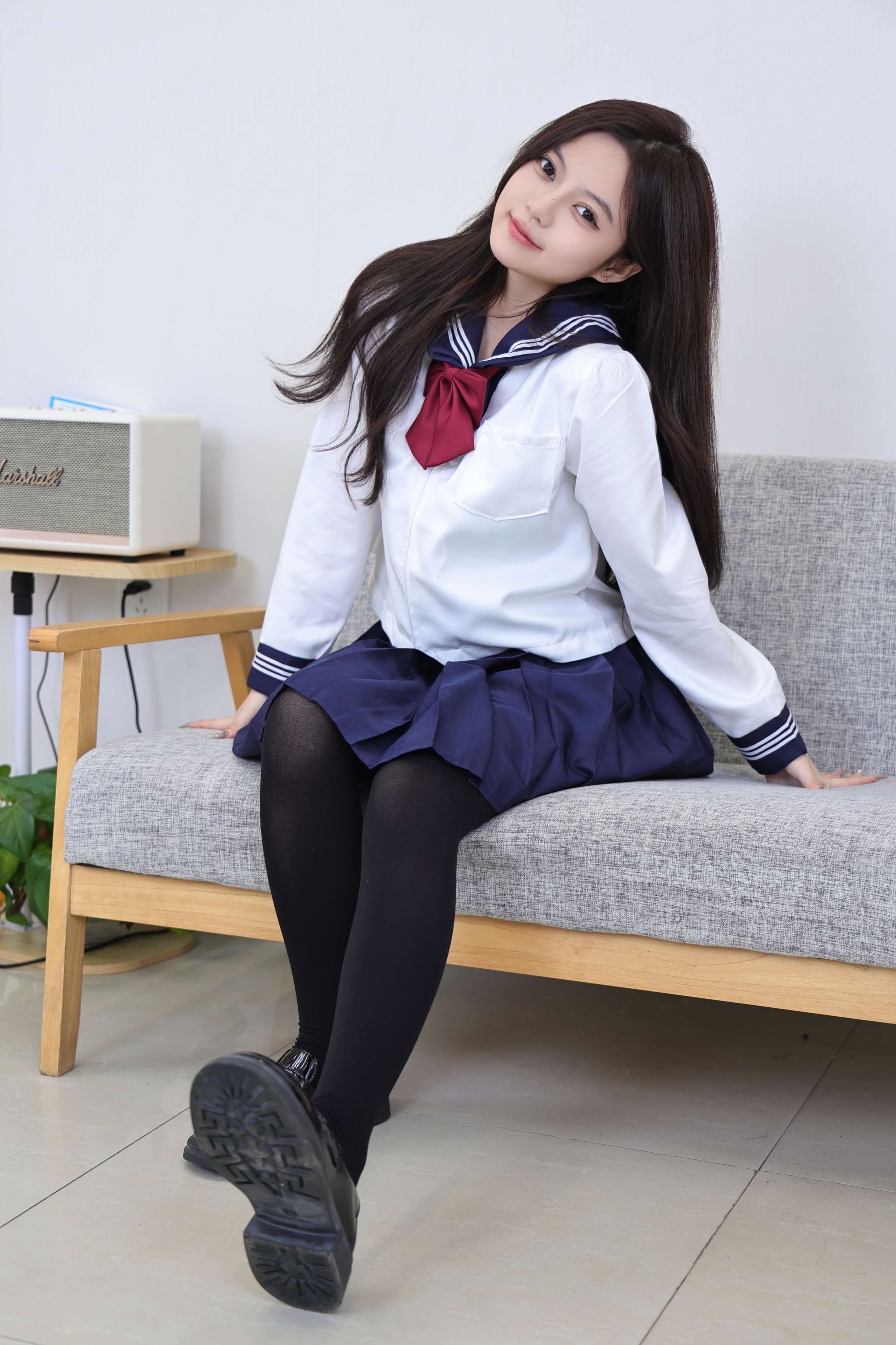 《小P 制服の黑丝足》作品图