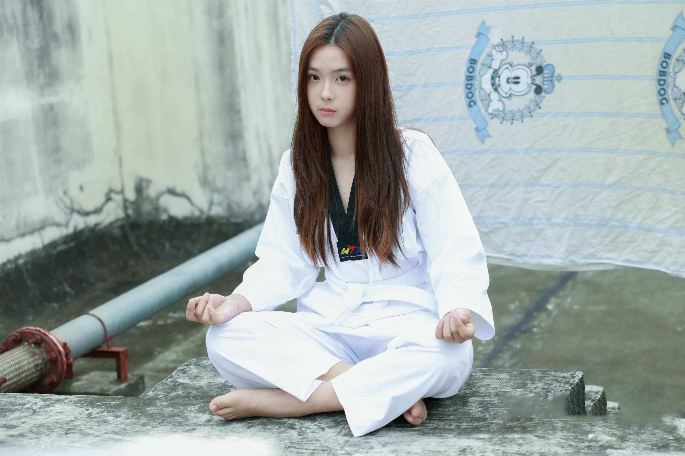 《少女练功服の嫩足》作品图