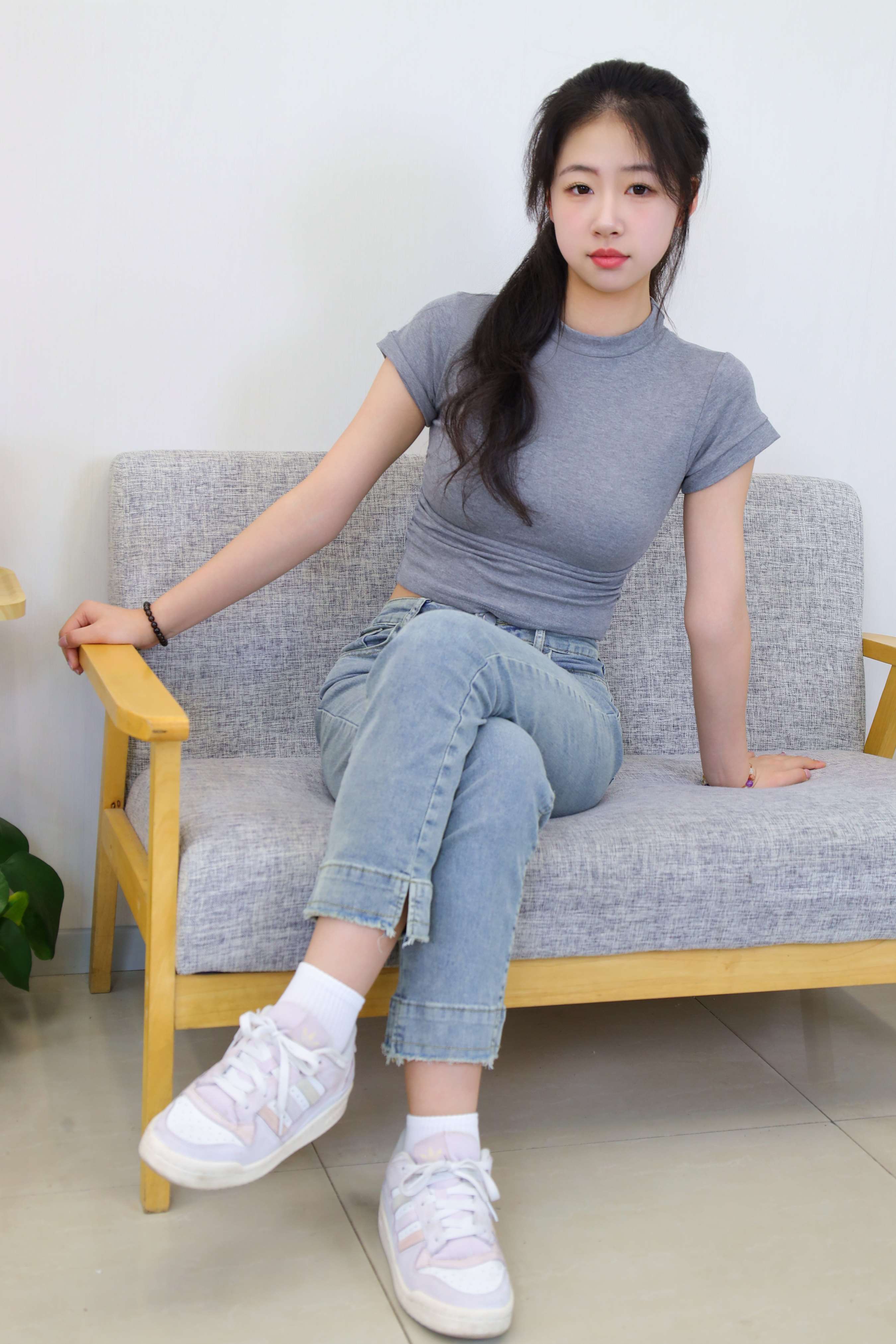 《佳茵 牛仔の丝足》作品图