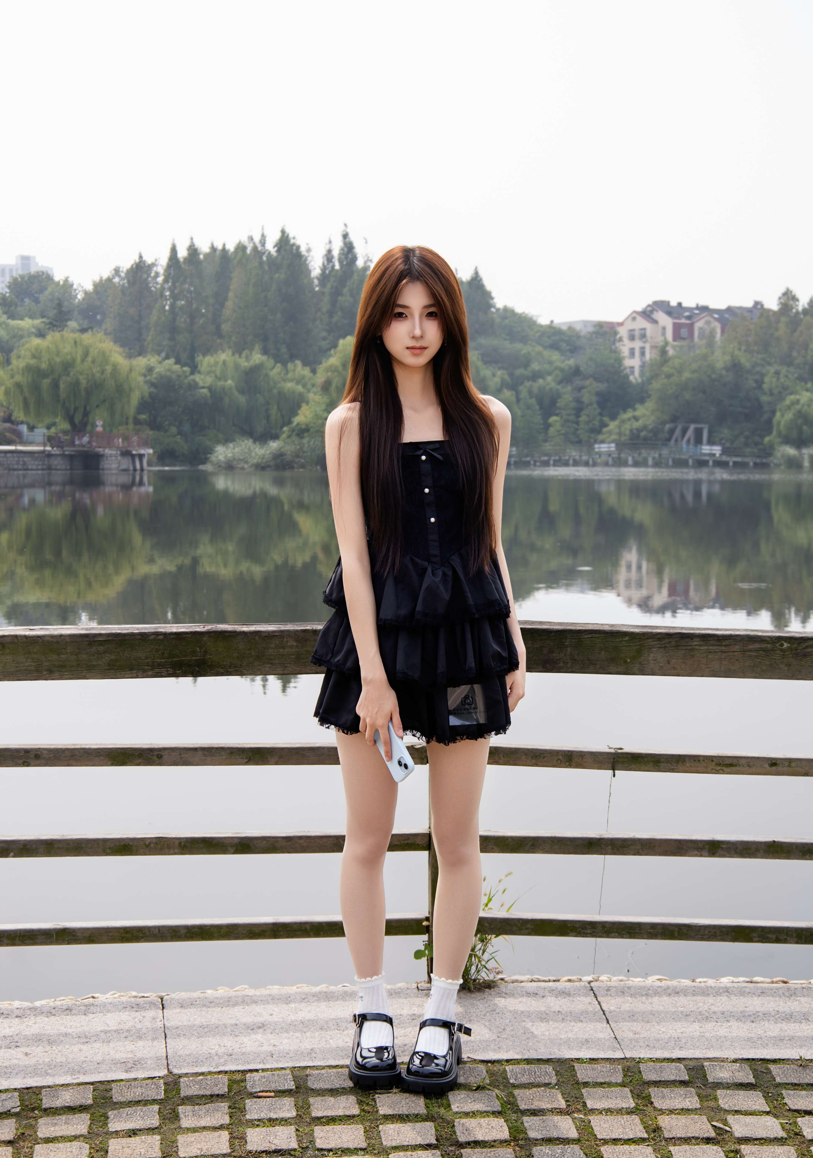 《小瑶 棉套丝足》作品图